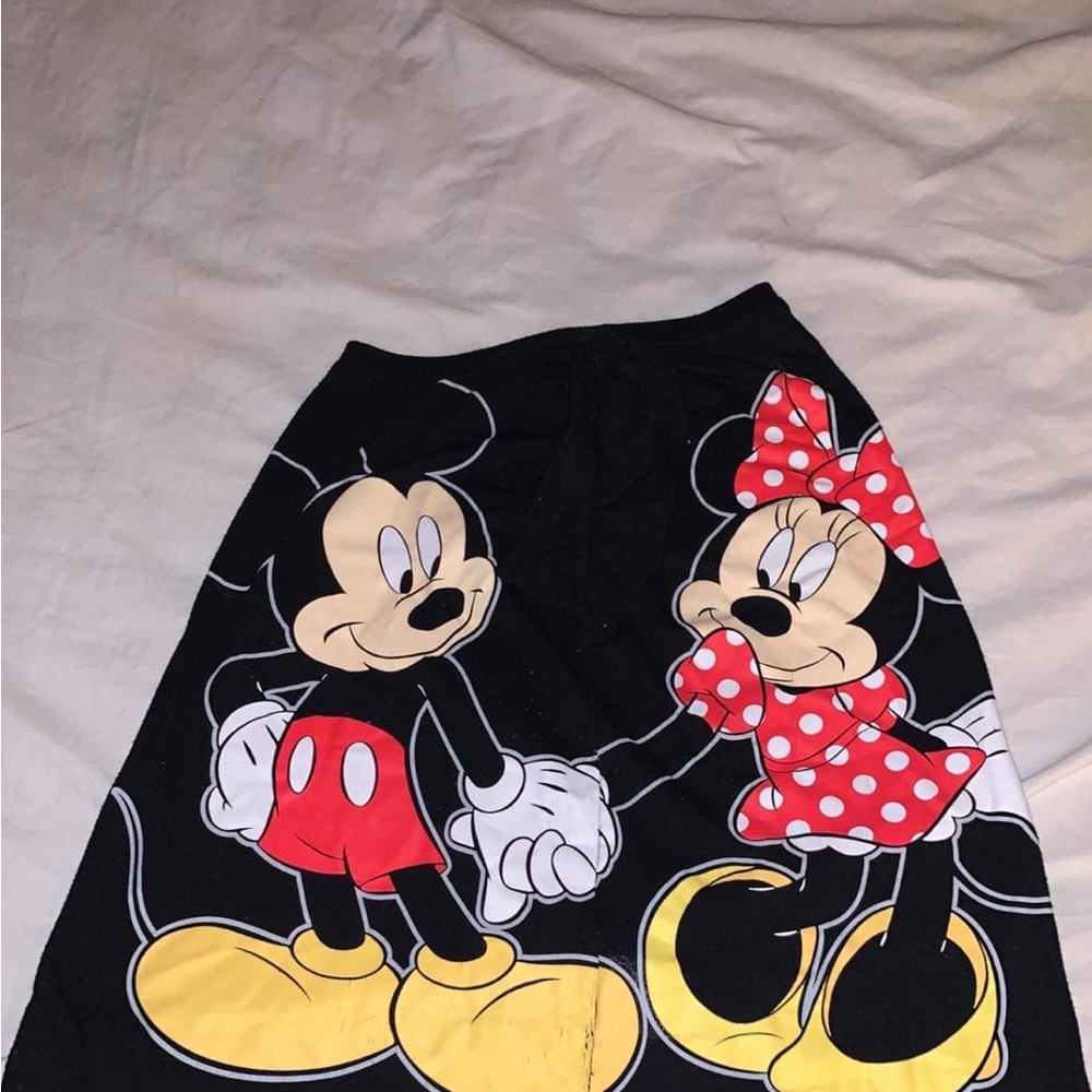 Womens Juniors Medium Size 7/9 Minnie Mickey Black Shirt